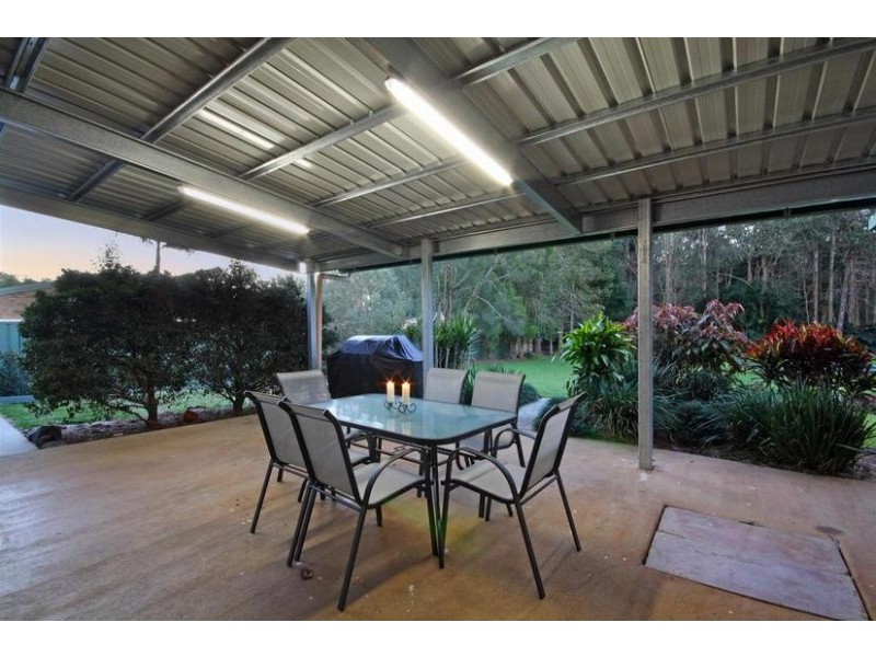 11 Hillside Drive, Glass House Mountains QLD 4518