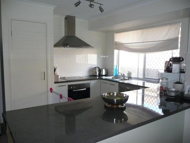 13 Fairy Wren Court, Beerwah QLD 4519