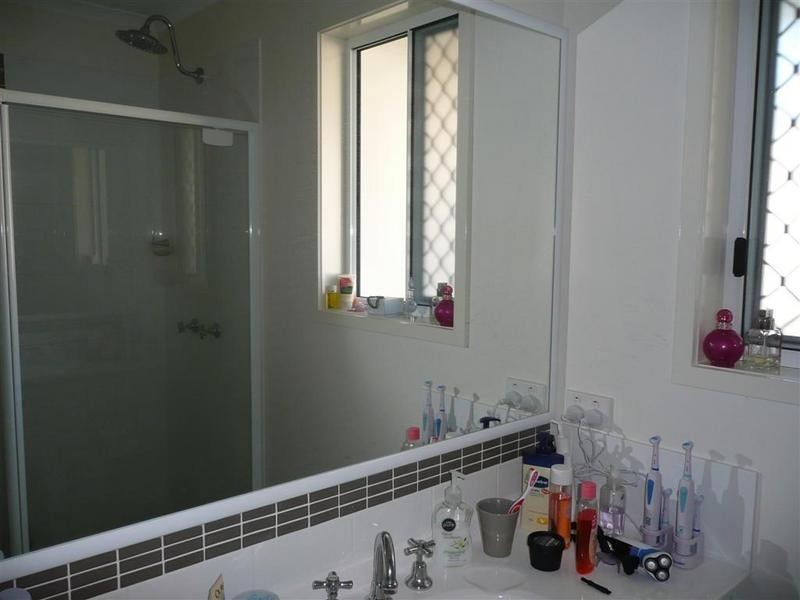 13 Fairy Wren Court, Beerwah QLD 4519