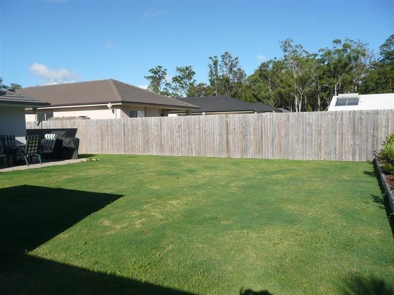 13 Fairy Wren Court, Beerwah QLD 4519