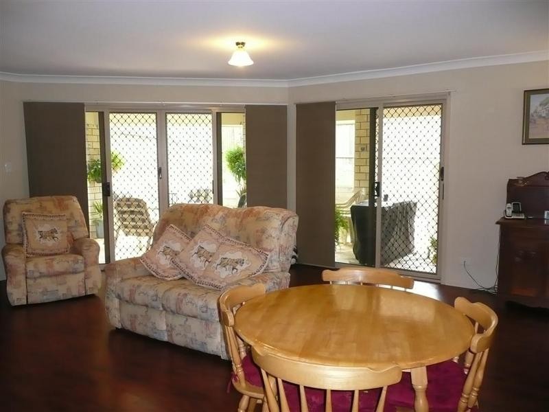 6 Smerdon Way, Glass House Mountains QLD 4518