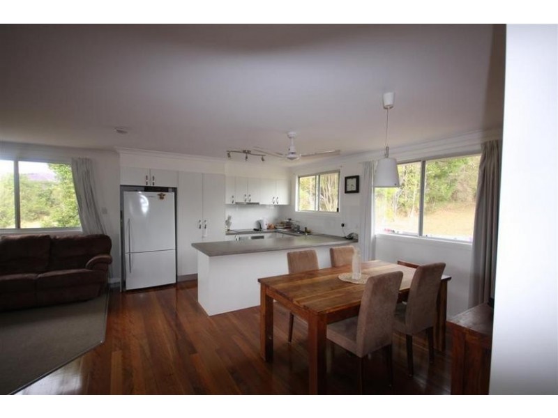 Glass House Mountains QLD 4518