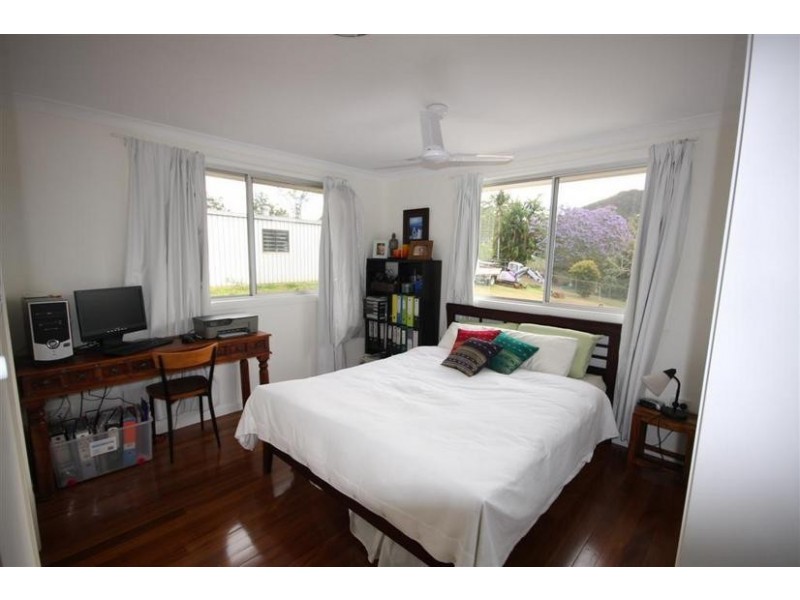 Glass House Mountains QLD 4518