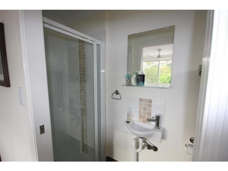 Glass House Mountains QLD 4518