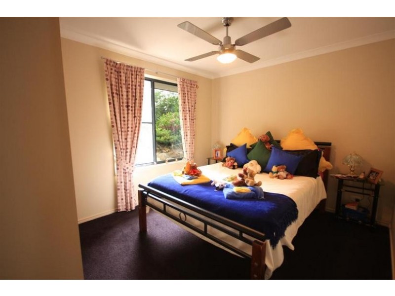 7 Persea Place, Glass House Mountains QLD 4518