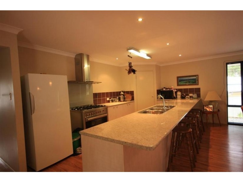 7 Persea Place, Glass House Mountains QLD 4518