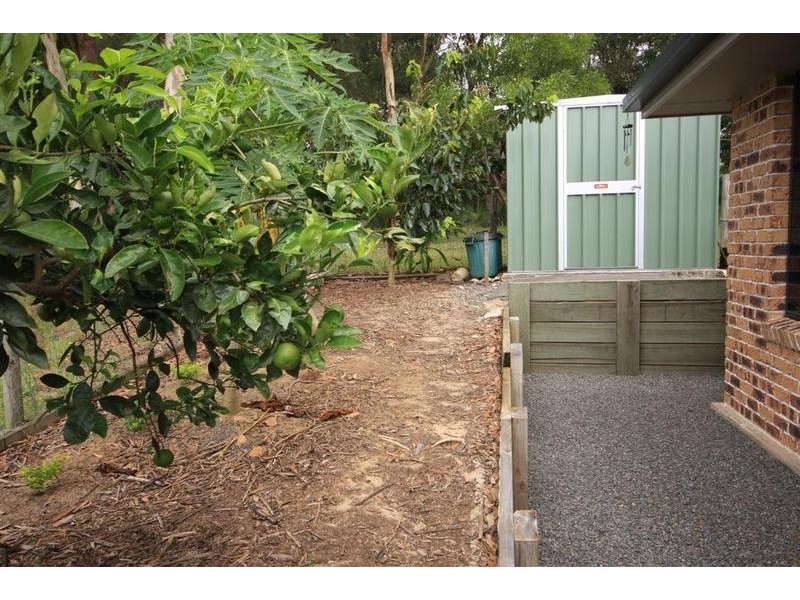 7 Persea Place, Glass House Mountains QLD 4518