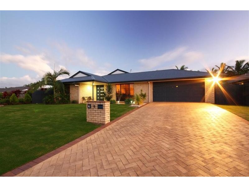 8 Sapphire Court, Beerwah QLD 4519