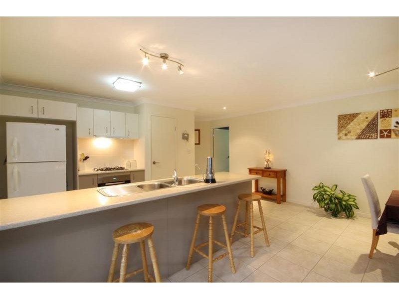 8 Sapphire Court, Beerwah QLD 4519