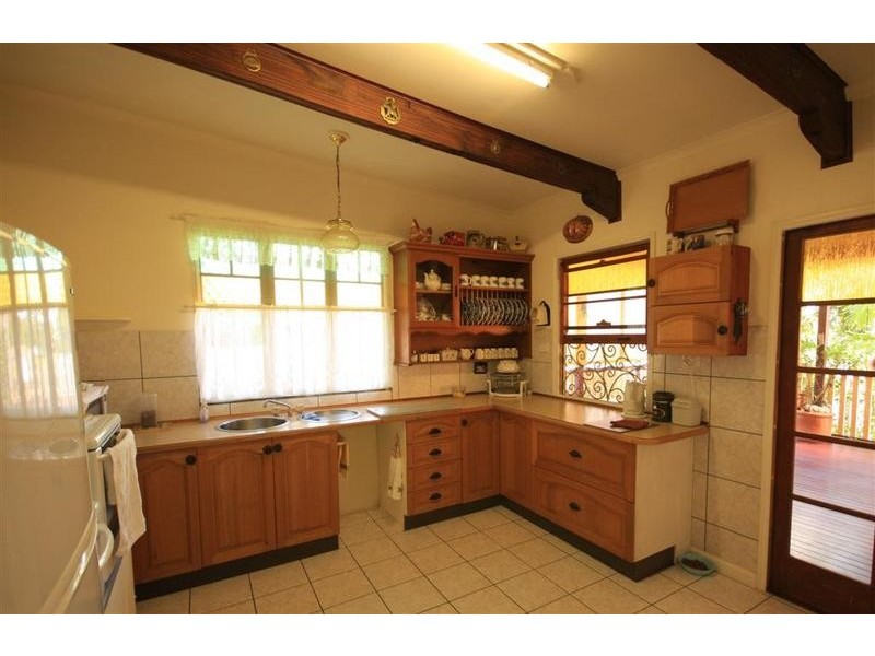 23 Pine Camp Road, Beerwah QLD 4519