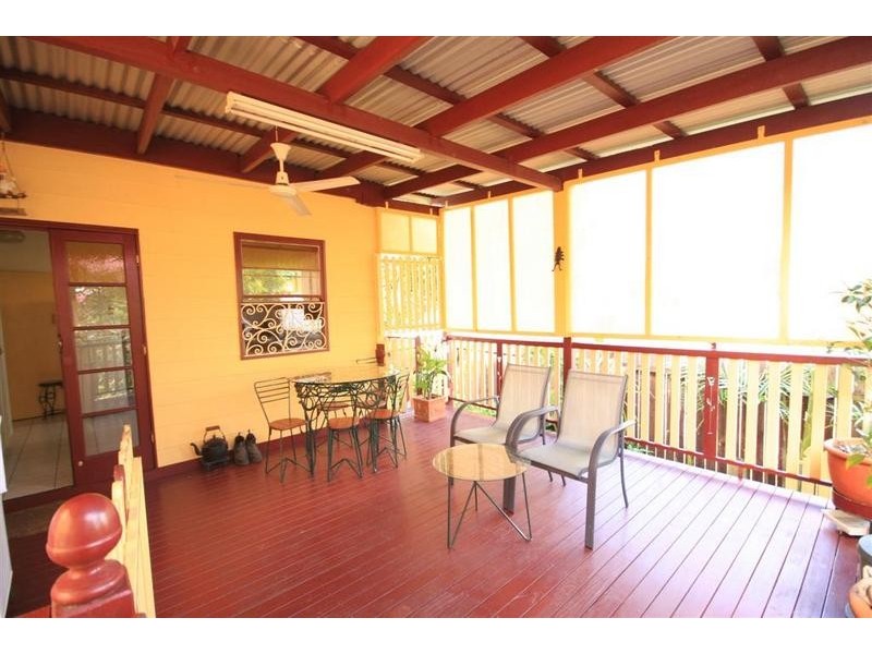 23 Pine Camp Road, Beerwah QLD 4519