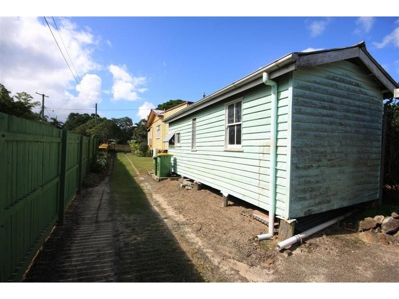 23 Pine Camp Road, Beerwah QLD 4519