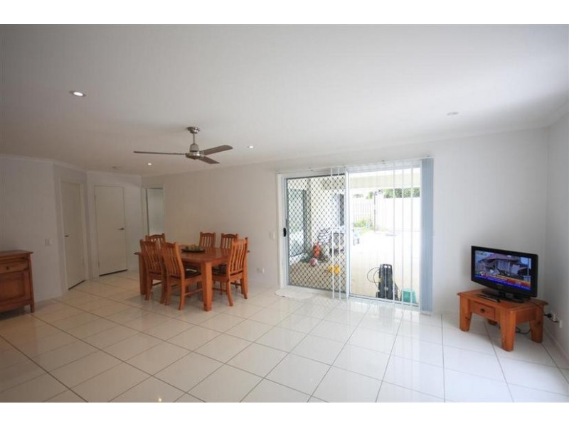 10 HEIGHTS ROAD, Beerwah QLD 4519