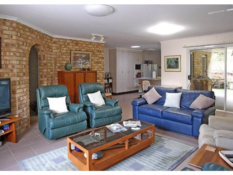 11 Piat Place, Beerwah QLD 4519