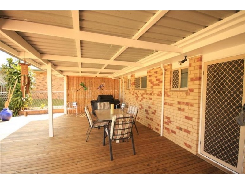 17 Arcadia Drive, Beerwah QLD 4519