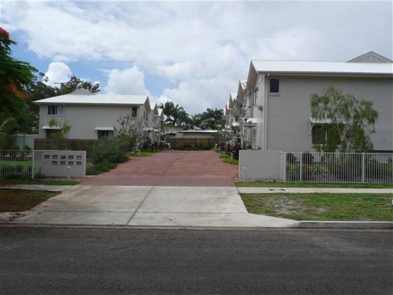 6/2a North Street, Beerwah QLD 4519