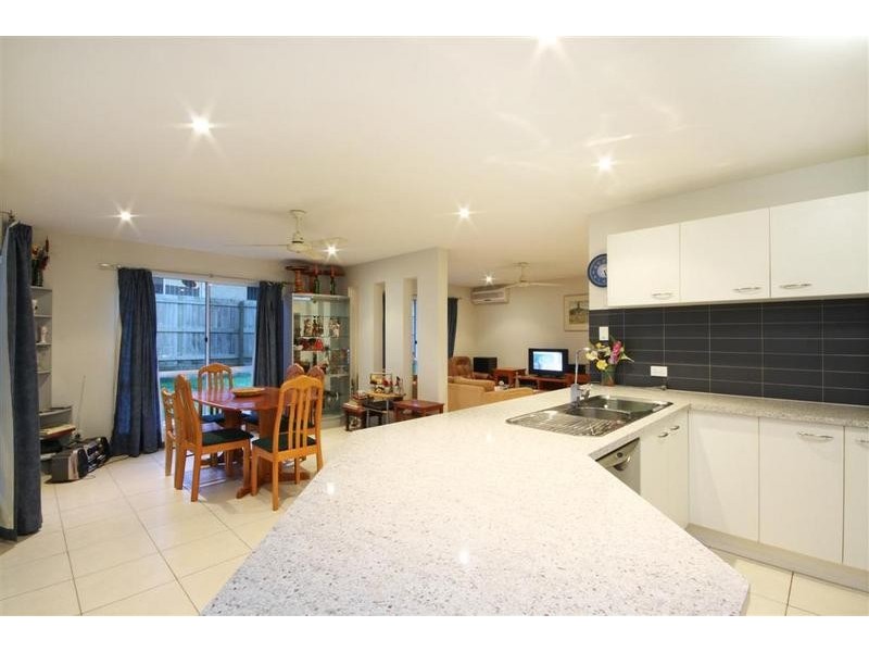 6 Coastal Avenue, Beerwah QLD 4519