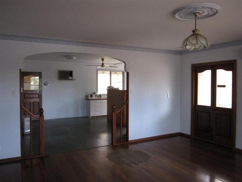 32 Burys Road, Beerwah QLD 4519