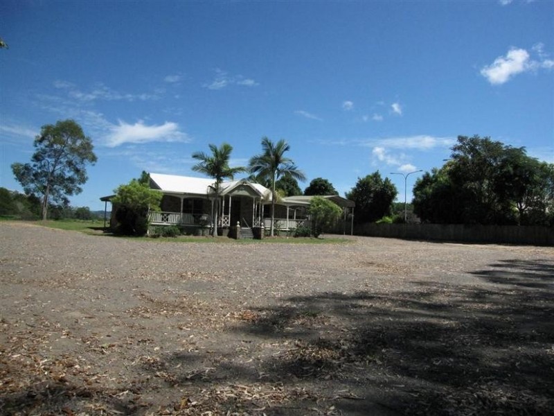 32 Burys Road, Beerwah QLD 4519