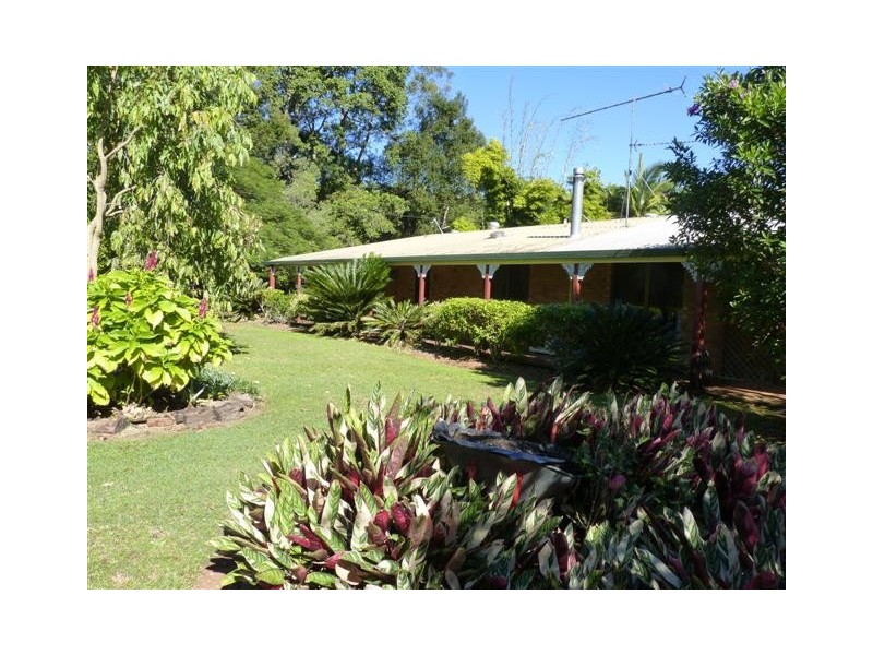 63 Alfs Pinch Road, Beerwah QLD 4519