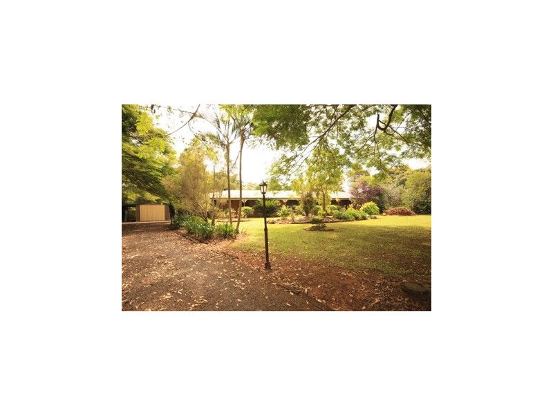 63 Alfs Pinch Road, Beerwah QLD 4519