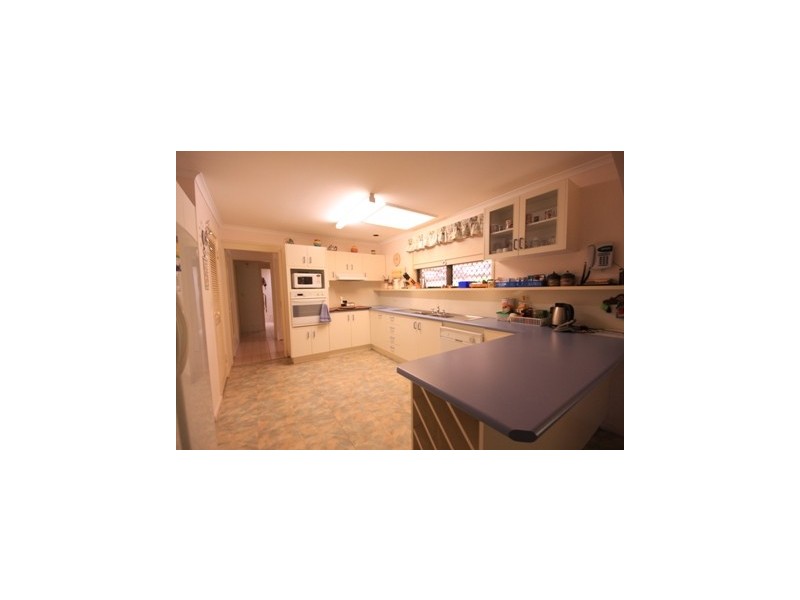 63 Alfs Pinch Road, Beerwah QLD 4519