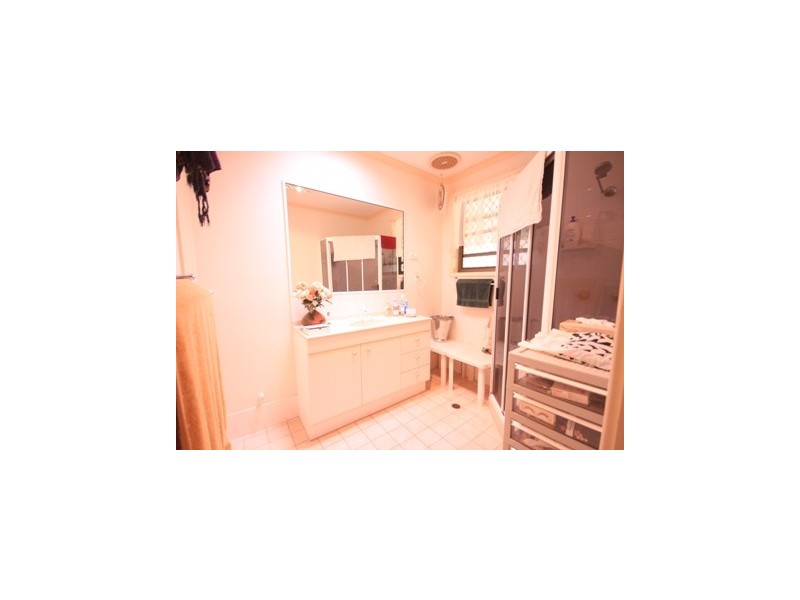 63 Alfs Pinch Road, Beerwah QLD 4519