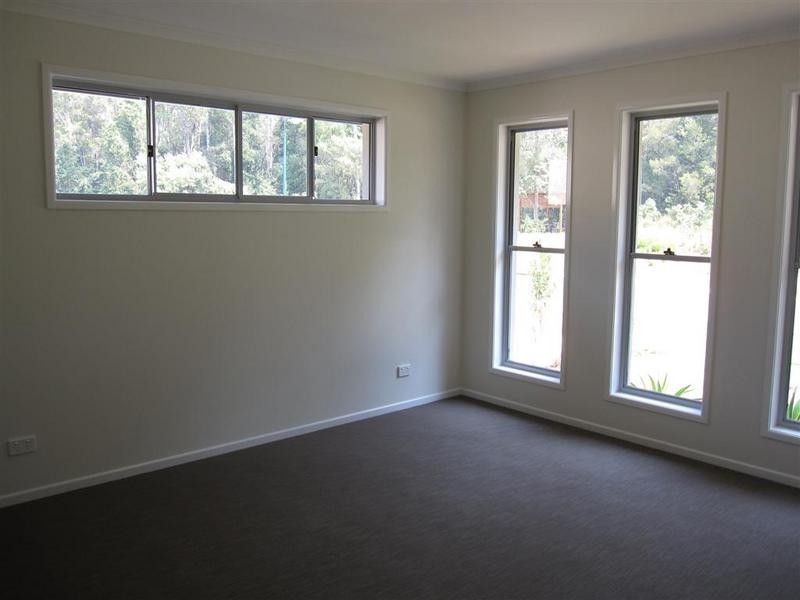 32 Peppertree Way, Beerwah QLD 4519