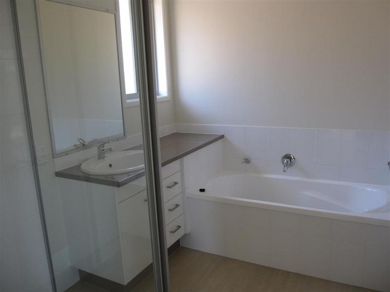 32 Peppertree Way, Beerwah QLD 4519