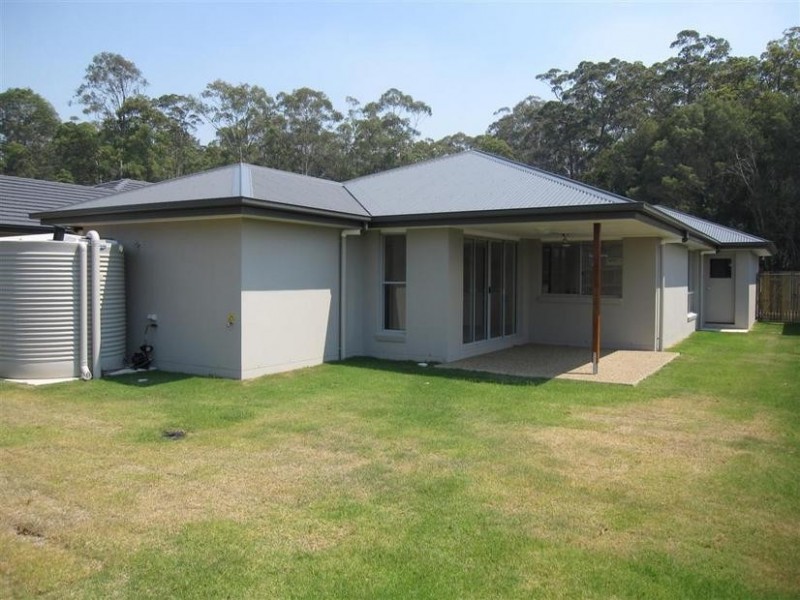 32 Peppertree Way, Beerwah QLD 4519