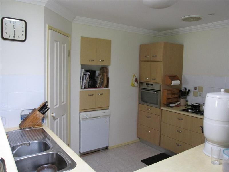 66 Parkview Road, Glass House Mountains QLD 4518