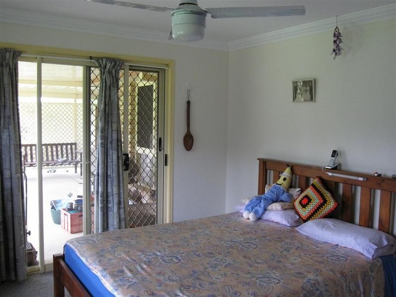 66 Parkview Road, Glass House Mountains QLD 4518