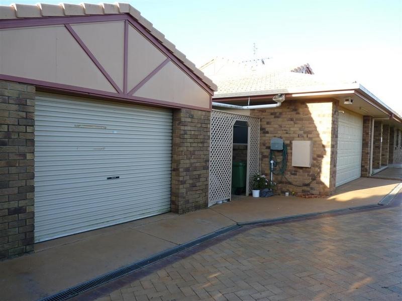 9 Hempstock Street, Glass House Mountains QLD 4518