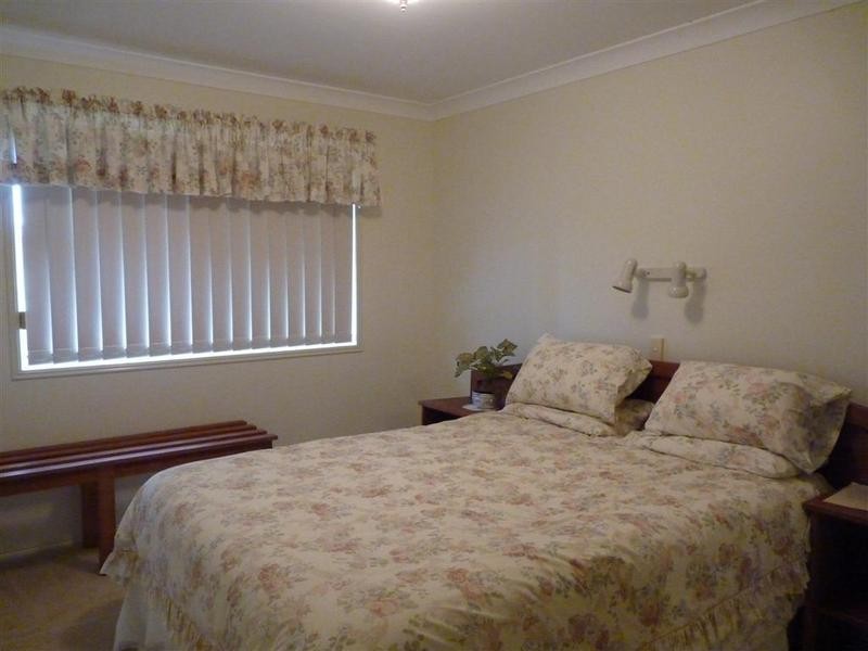 9 Hempstock Street, Glass House Mountains QLD 4518