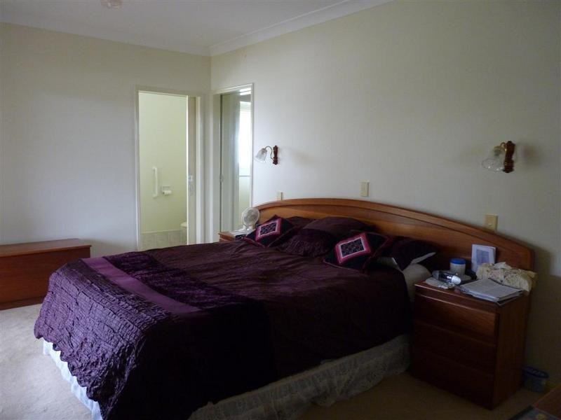 9 Hempstock Street, Glass House Mountains QLD 4518