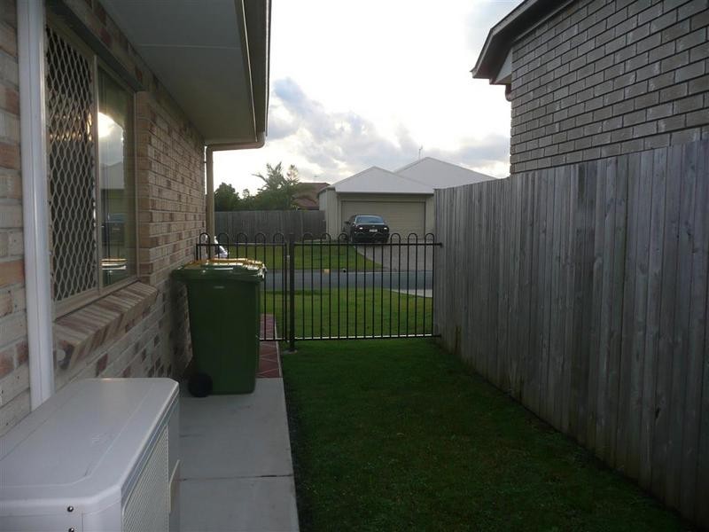 17 Coastal Avenue, Beerwah QLD 4519