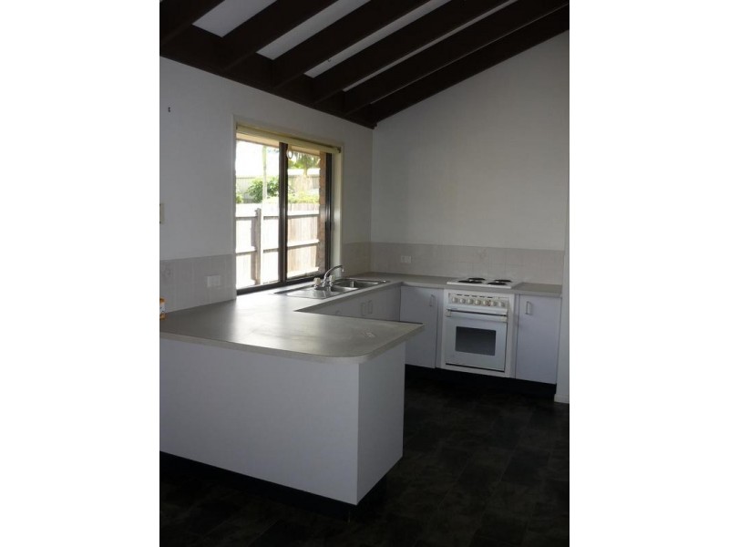 16 Chantilly Cres, Beerwah QLD 4519