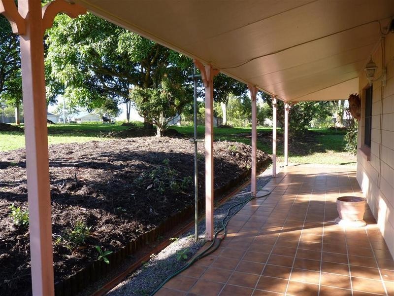 68 Pine Camp Road, Beerwah QLD 4519