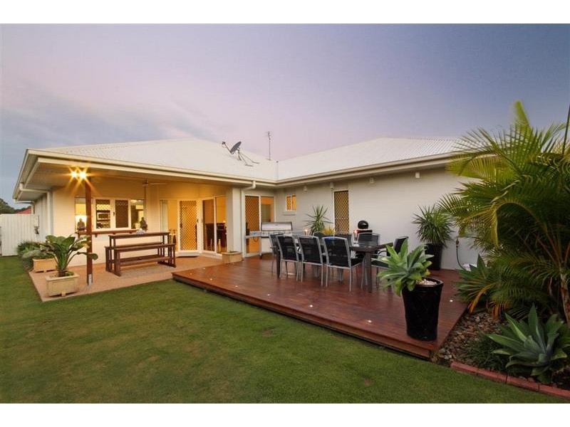 10 Flinders Avenue, Beerwah QLD 4519