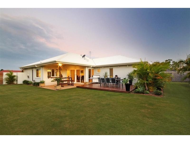 10 Flinders Avenue, Beerwah QLD 4519
