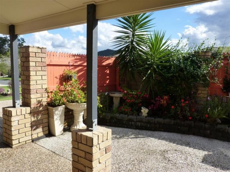 7 Flinders Avenue, Beerwah QLD 4519