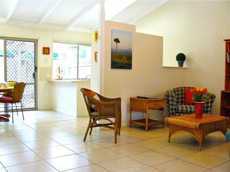 27 Montrose Street, Beerwah QLD 4519