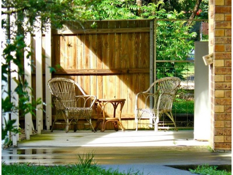 27 Montrose Street, Beerwah QLD 4519