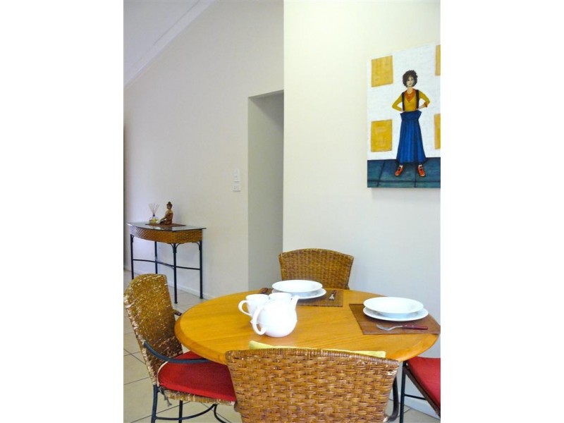 27 Montrose Street, Beerwah QLD 4519