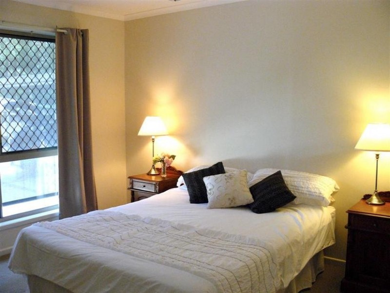 27 Montrose Street, Beerwah QLD 4519