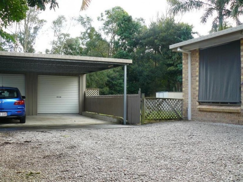 27 Montrose Street, Beerwah QLD 4519