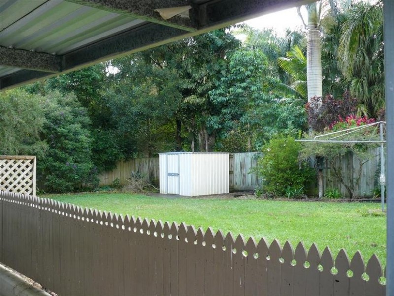 27 Montrose Street, Beerwah QLD 4519