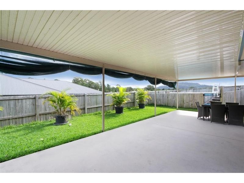 32 Coolamon Crescent, Beerwah QLD 4519