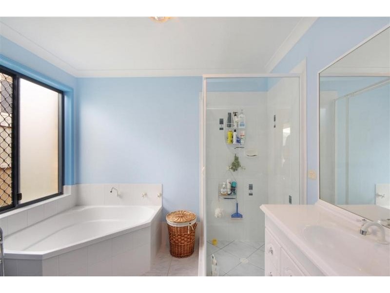 32 Coolamon Crescent, Beerwah QLD 4519