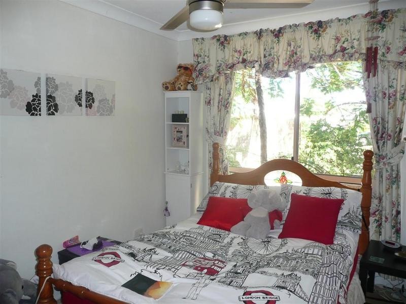 15 Parkview Road, Glass House Mountains QLD 4518